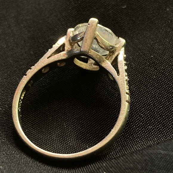 Vintage 925 sterling CZ size 8 ring Thailand - Picture 2 of 8